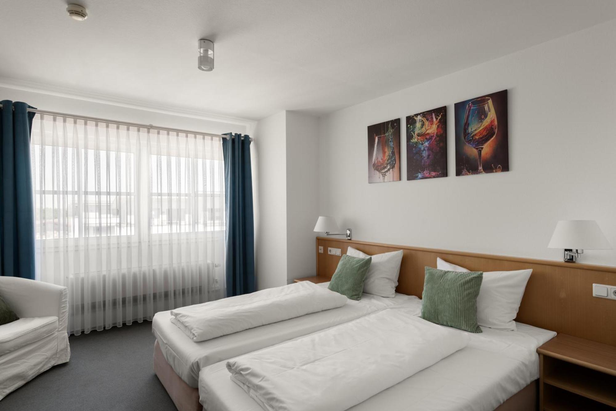 KIRCHERS PARK-HOTEL KAISERSTUHL Garni Endingen am Kaiserstuhl Zewnętrze zdjęcie